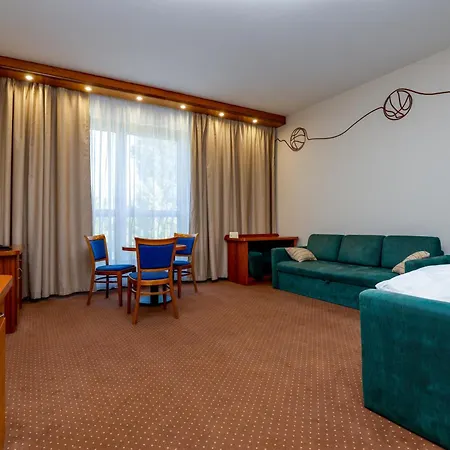 - Free Parking Hotel